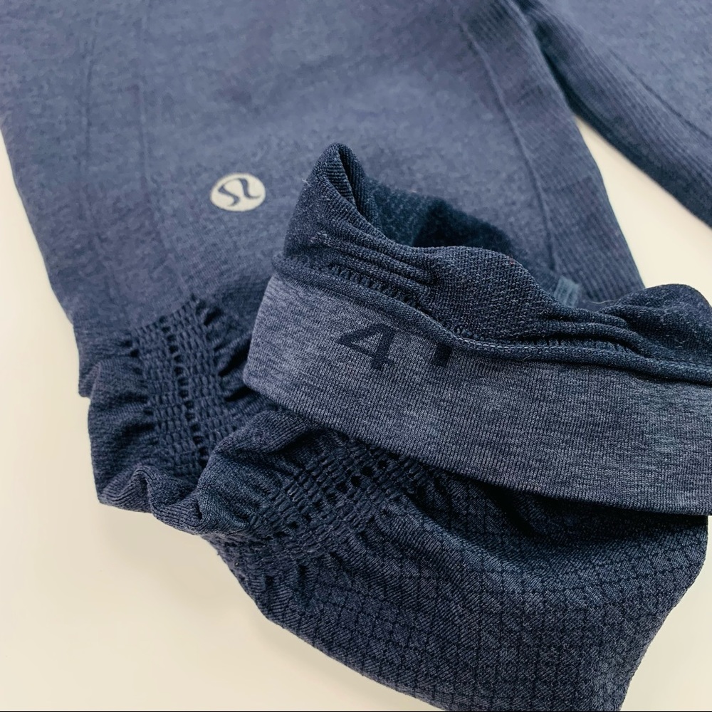 Lululemon In The Flow Crop II Seamless Heathered Deep Navy - Picture 11 of 12